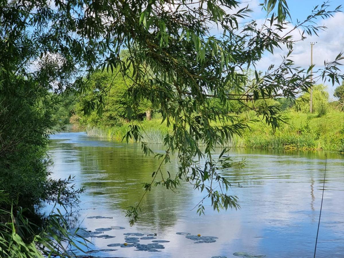 The Boathouse Bed and Breakfast Στράτφορντ απόν Έιβον Εξωτερικό φωτογραφία